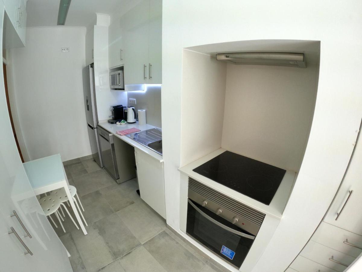 Apartamento Lisbon, Renewed T1 With Pateo Near Martires Da Patria *